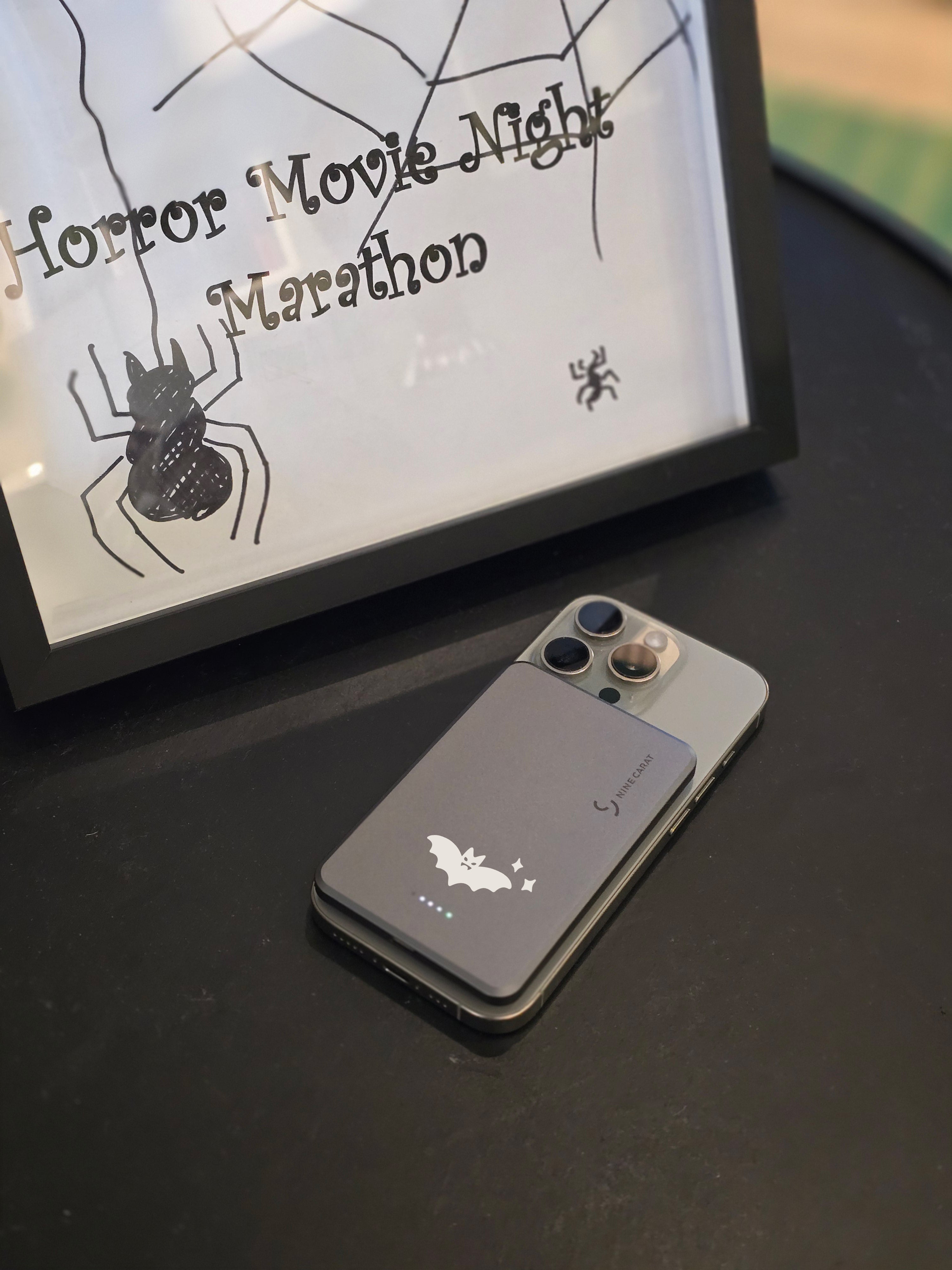 NineCarat Magnetic Power Bank (10K,Slim) Space Gray