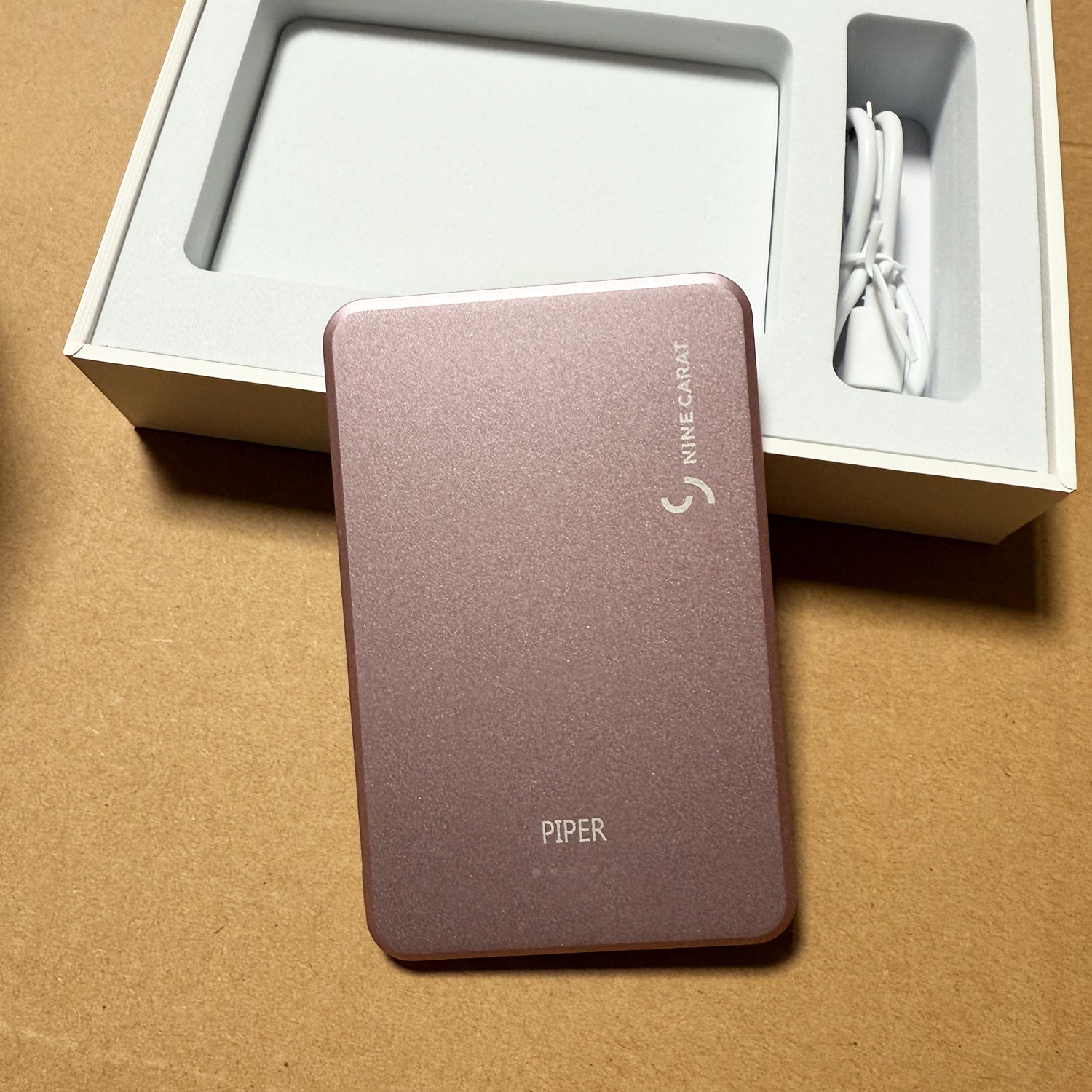 Customize - NineCarat Magnetic Power Bank (5K, Ultra Slim, Gray/Pink/Gold) M60