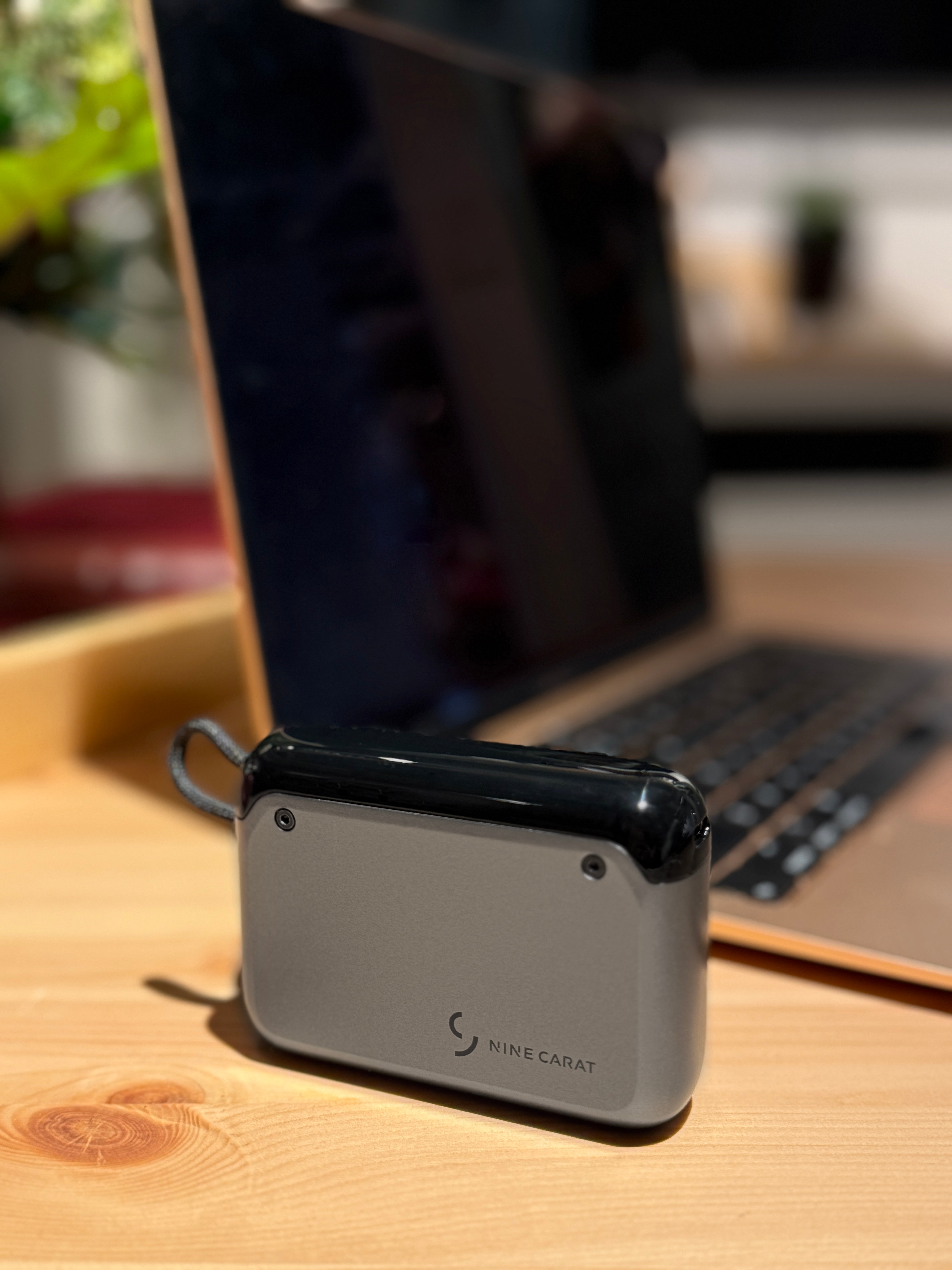 NineCarat Ultra Compact Power Bank(10K, 30 W, Built-in Cable, Gray)