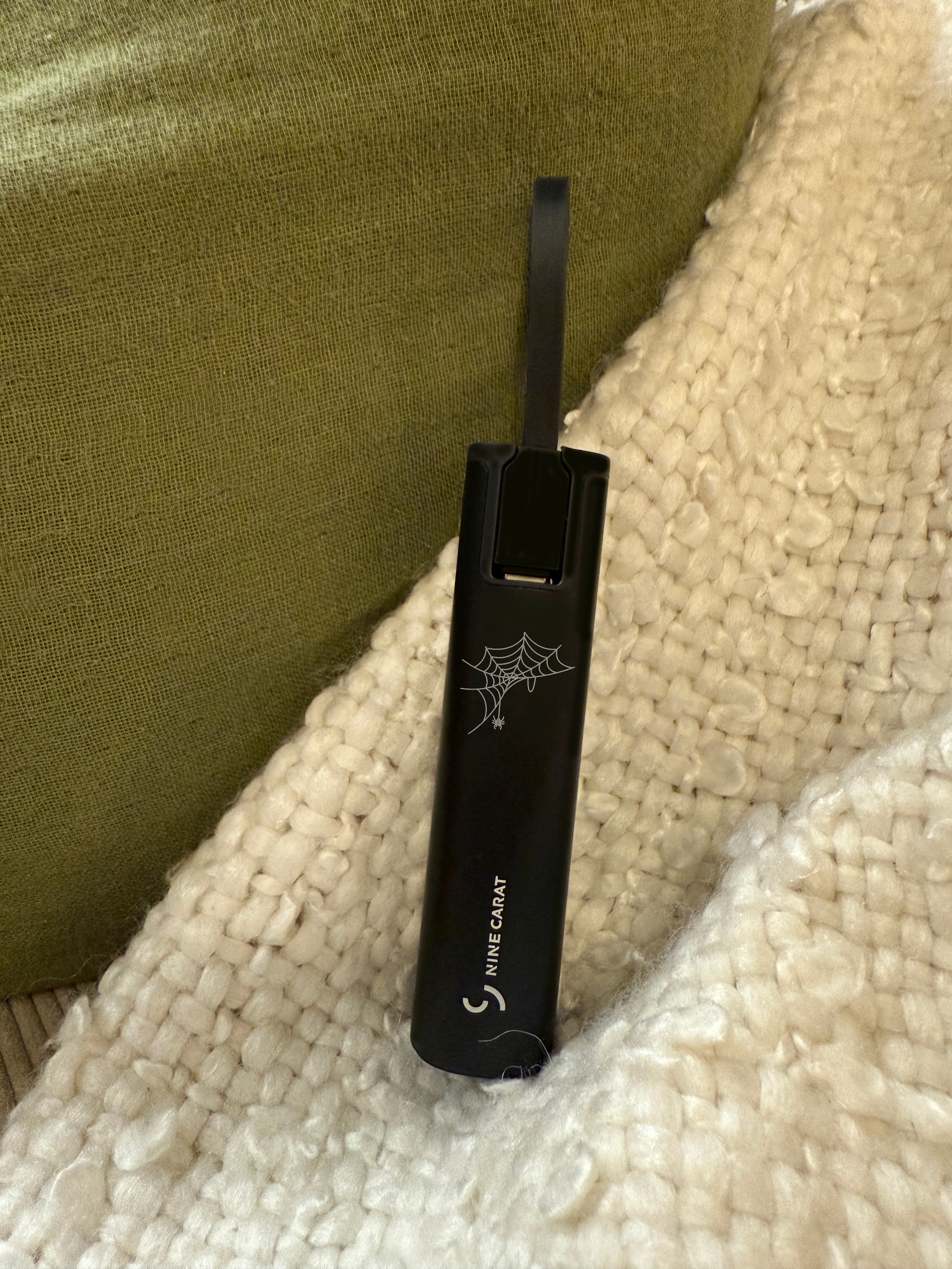 NineCarat Ultra Lightweight Power Bank (5K, Built-in Cable) Black
