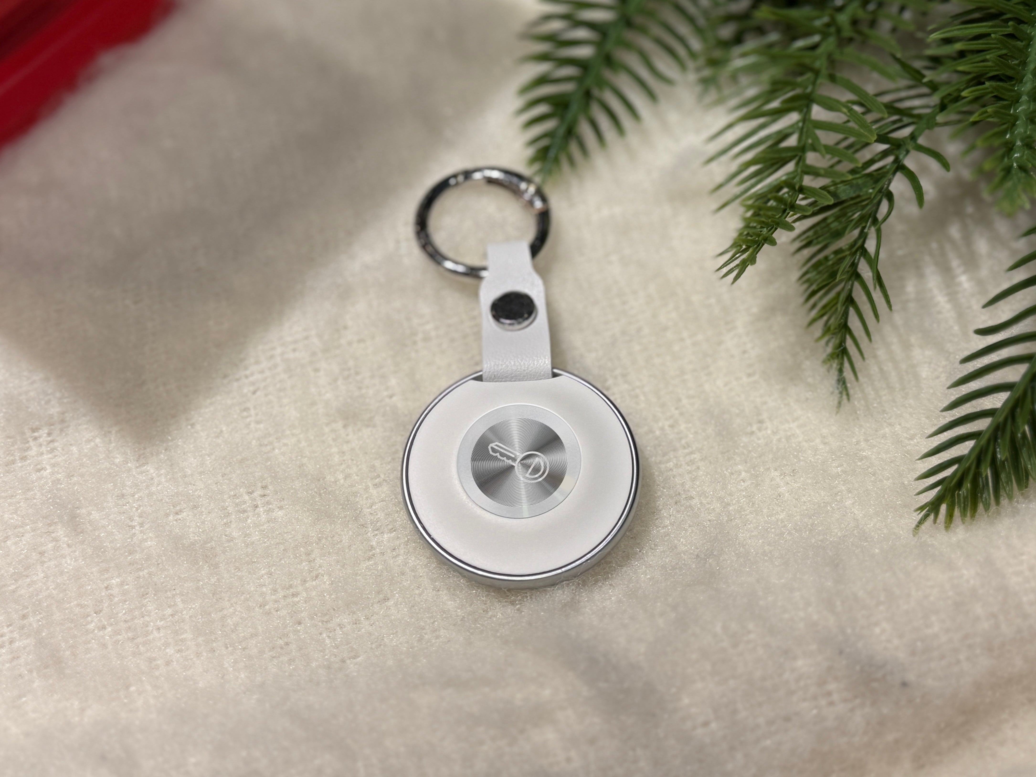 FindMy Smart Tag Bluetooth Tracker, White, 1 Pack