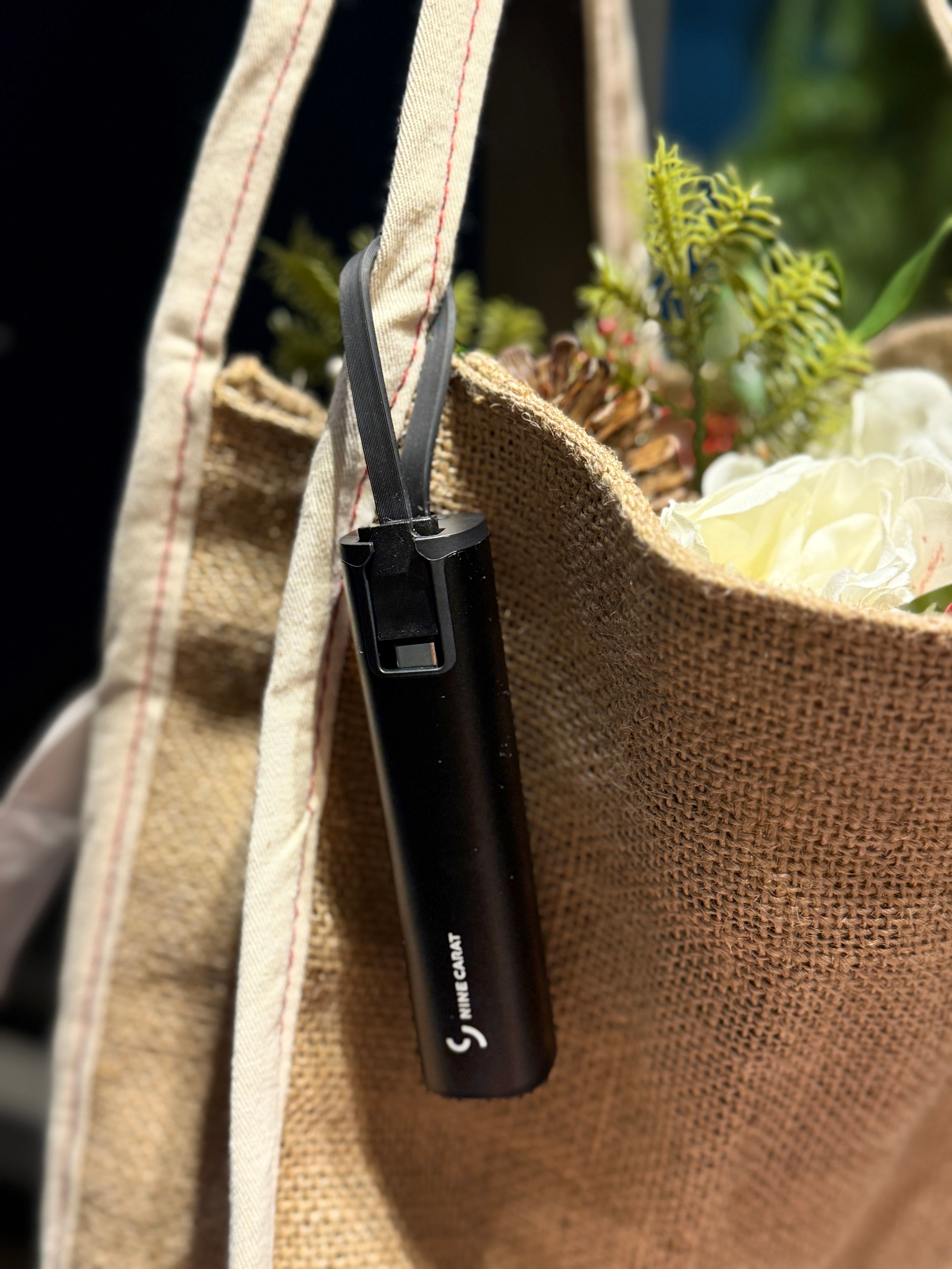 NineCarat Ultra Lightweight Power Bank (5K, Built-in Cable) Black